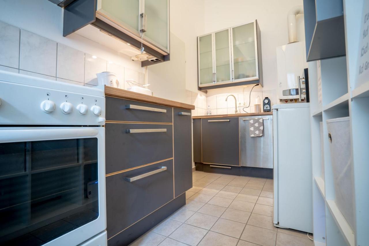 Cozy Modern Nest In The Heart Of Vienna With Netflix Appartement Buitenkant foto